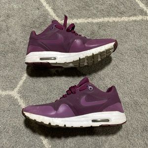 Women’s Nike air max size 7